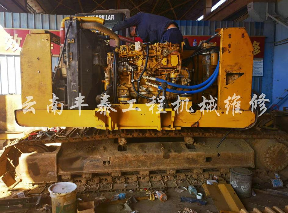 挖掘機(jī)維修:診斷與解決轉(zhuǎn)向泵故障的關(guān)鍵技巧 挖掘機(jī)維修:診斷與解決轉(zhuǎn)向泵故障的關(guān)鍵技巧